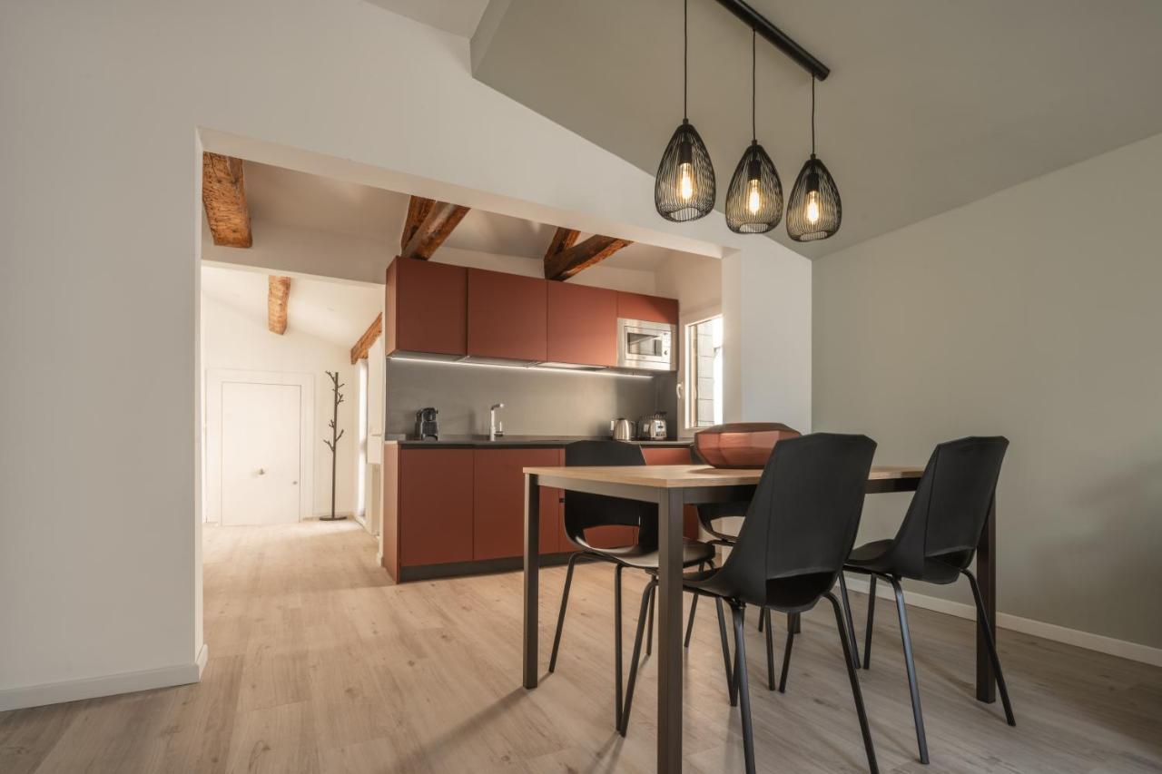 Sant'Aponal Cozy Apartment With Balcony R&R Veneţia Exterior foto